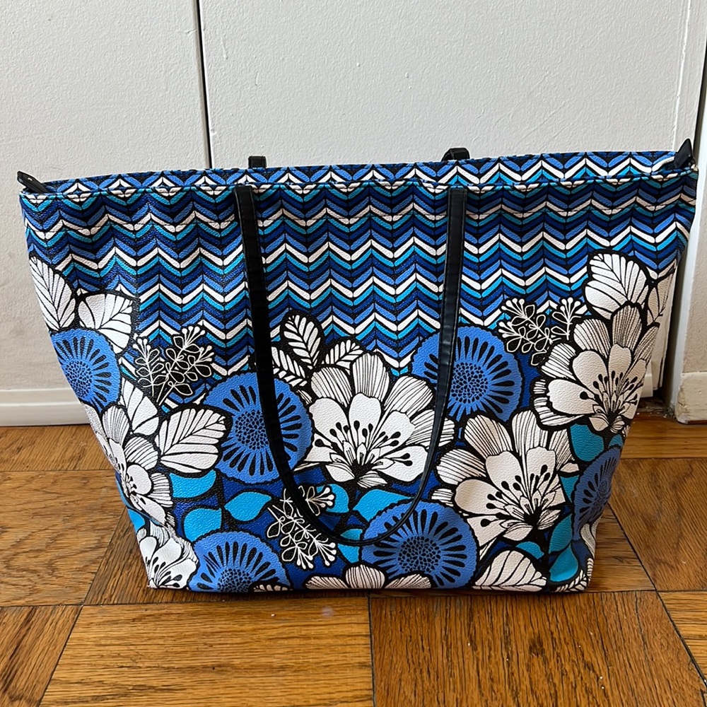 Vera Bradley Tote Bag